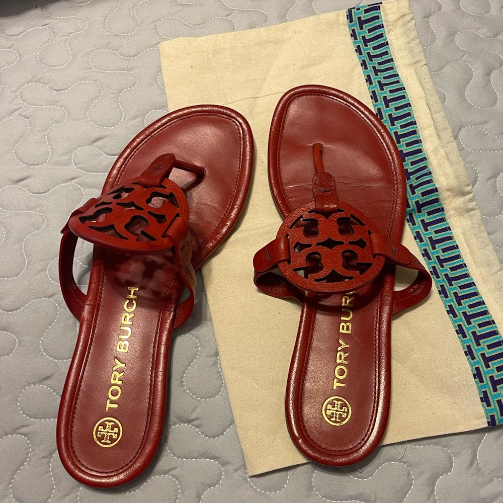 Tory Burch Red Miller Size 8